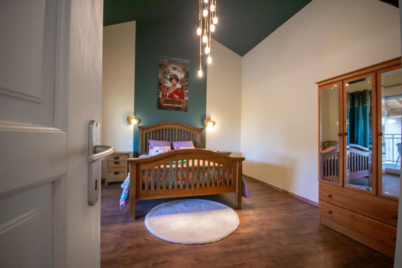 Mas Des 2 Paons Bed & Breakfast Villedaigne Luaran gambar